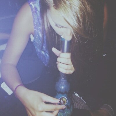 bongripsNtits's profile picture. ✨smoked about 100 blunts and i aint even high yet✨