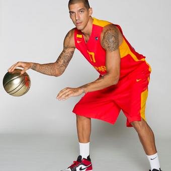 Del 96 baloncesto para muchos una palabra,para mi una vida ,un sentimiento una pasión q sólo lo notas al tocar al balón al jugar pocos lo pueden sentir como yo