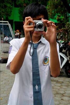 bernandsyah's profile picture. Quiet People have the loudest mind - sh