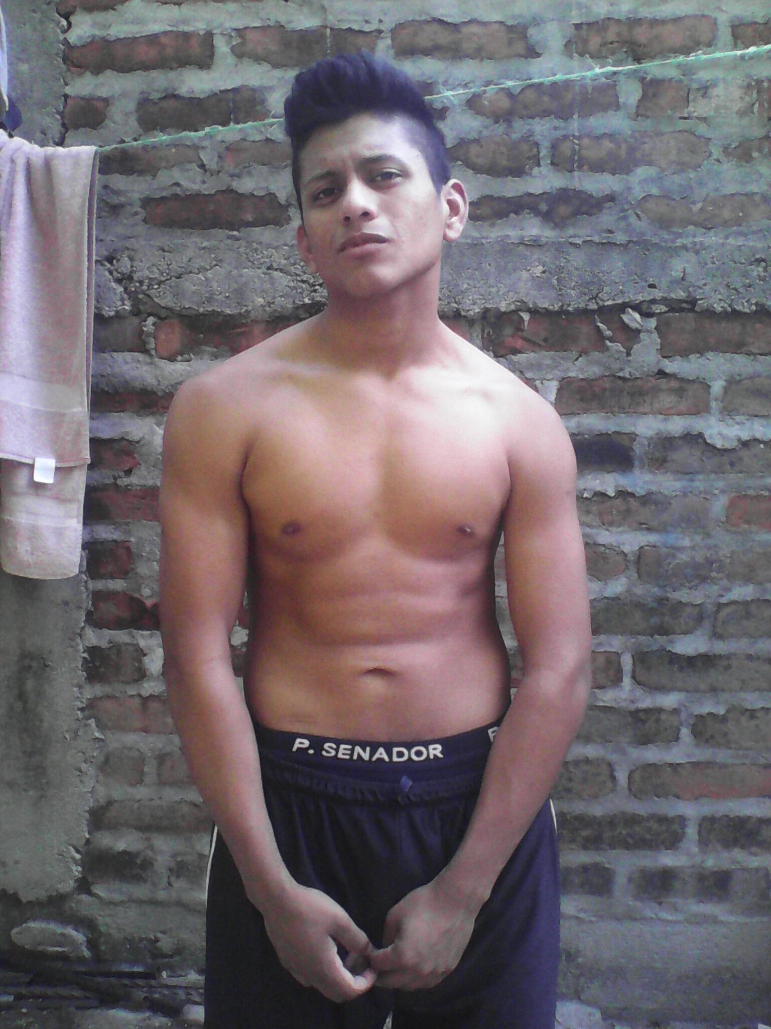 Tu solo sigueme  && Yo te sigO!!