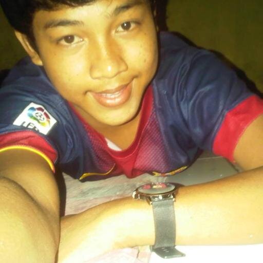 FOLLOW ME I FOLLOW BACK 100% MESSI IS MY IDOLA :-) SIGUEME Y TE SIGO :-) Argentina y Barcelona :) = Since 02 June 2014