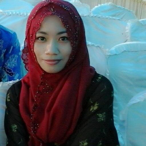 ItaChywink : Mahasiswi Epidemiologi 2008 STIKES MW_Kendari
__Bertunangan(W.S)