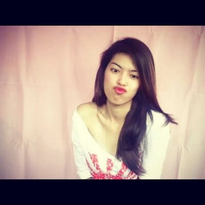 chaicurtis's profile picture. maganda • mayaman • haciendera • pumapatay ng malandi • reyna ng corned beef • galit sa walang dede • maganda ulit • step sister ni senyora