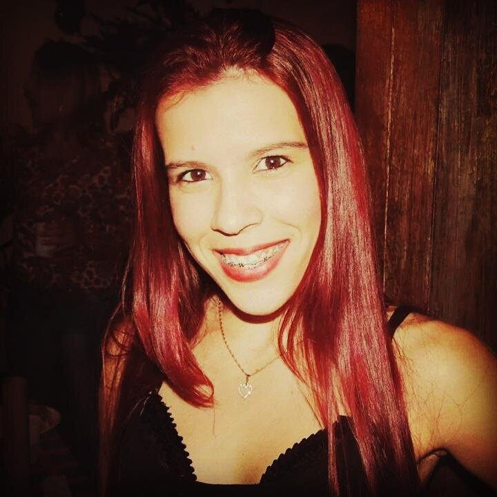 In Wonderland💕👑🔯
Brazilian/RJ🌞🌊  / 22years🍃 / Degree in Chemistry 🎓