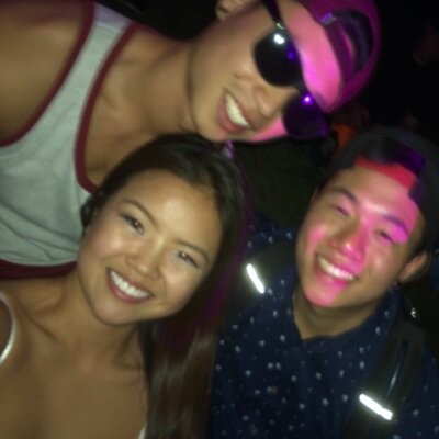 ronnyhole's profile picture. 