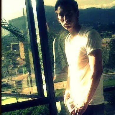 JonaThan4F's profile picture. ♪  LK