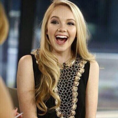 BradbaeSupport's profile picture. Believe it or not Danielle Bradbery loves you and needs you, so if you ever feel worthless know she loves you always. For now I'd like to stay anonymous. :)