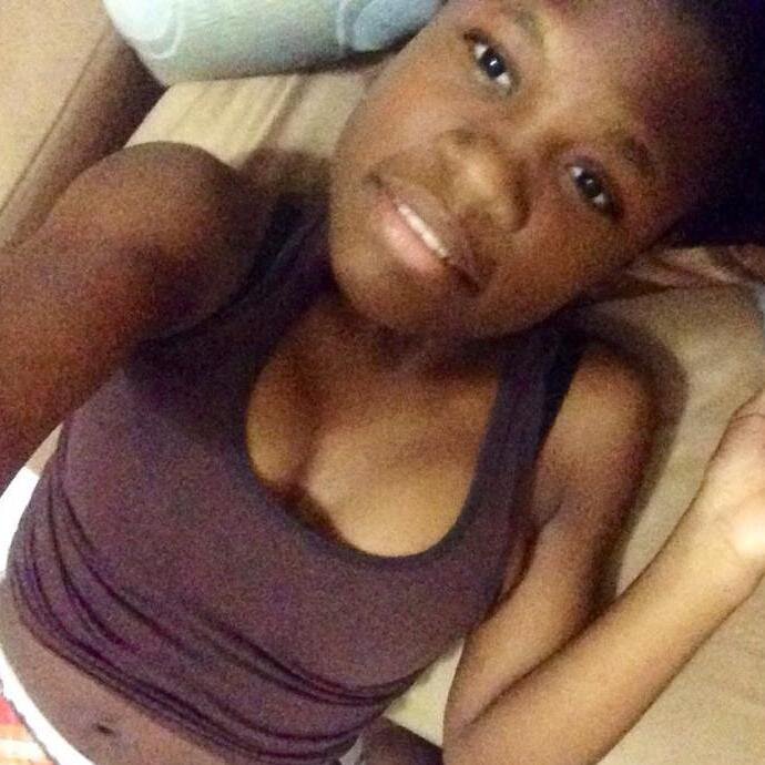 Follow mii an i'll Follow yuu back!!To all mii homiies lele, shay, licia, fabia liknzx!! Liea love ya'll 3