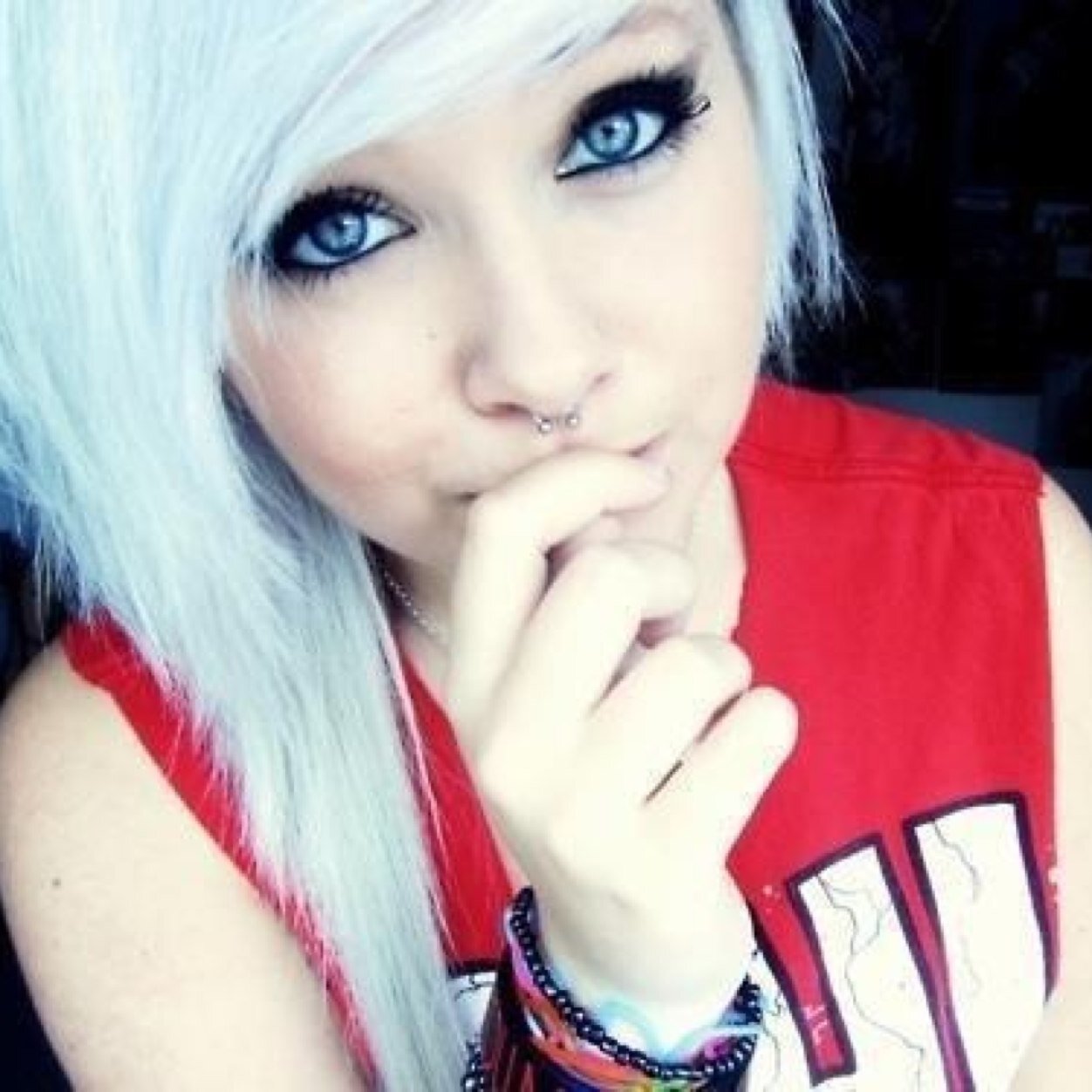 I love to play video game and im 18, i love soccer and my name is Julie N. and  love art and im emo