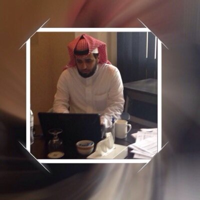 موظف قطاع خاص - بكالوريوس تسويق - هنا امثل نفسي فقط
