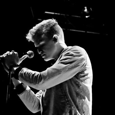 ❤2/25/12❤8/24/12❤1/27/13❤ The girl with the angel necklace. Cody and Alli follow;)