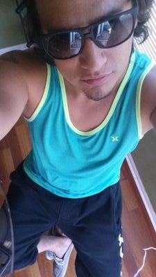 mannyleondesign's profile picture. Graphic Design | Web design | Print