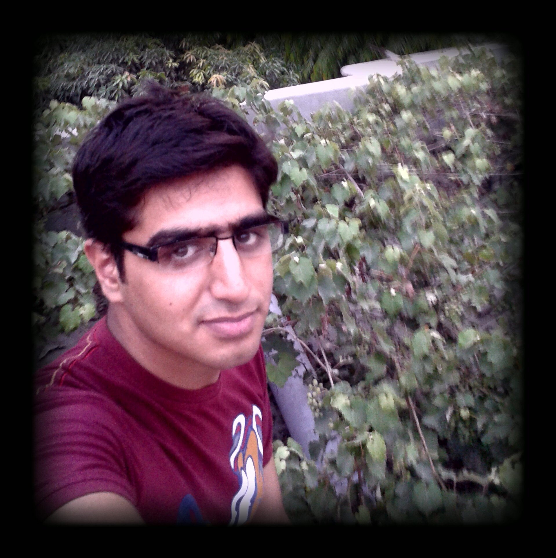 Luckyg25's profile picture. 