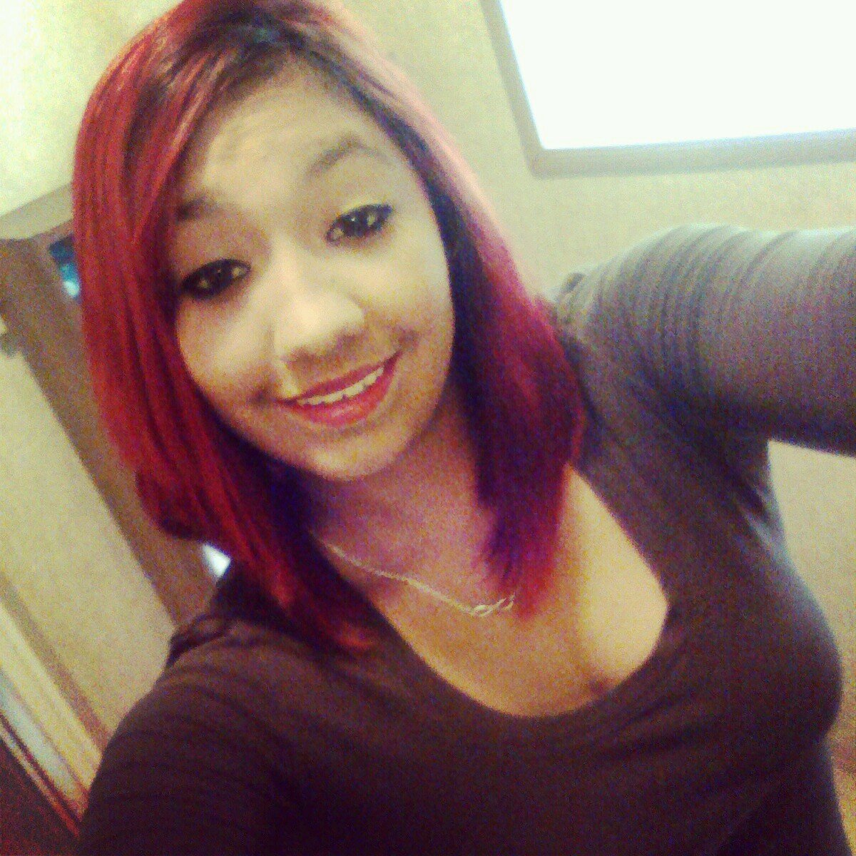 17 , single ; mother to joshua zane 3 single moms do it best !!!