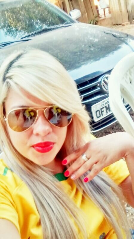 quero chorar teu choro ,quero sorrir teu sorriso minha branquela ,loira & linda te amo s2 d- tua melhor @deboraclassea