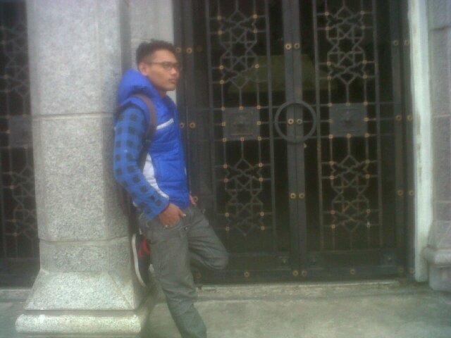 TauhidSN's profile picture. Gw suka noah sejak dri nama  peterpan dan skrng berganti nama menjadi noah