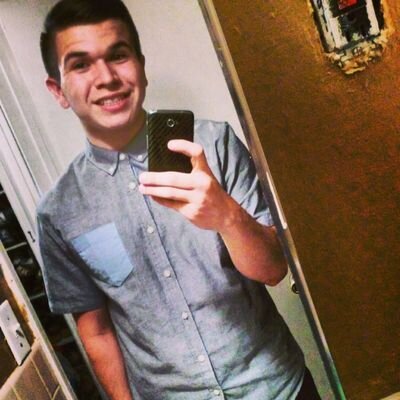 Steeve_Vargas's profile picture. Somerville | Costa Rican | Young & Tatted | Instagram; @steeve_em1