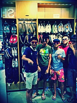 ZhengEnLim's profile picture. 