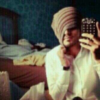 ضيفني ~ اضيفك ~ -
- ♡ ـ http://t.co/wWOu3yOmzR . 