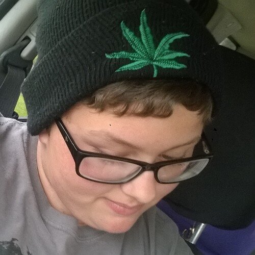 cathairkush420's profile picture. Keep One Rolled ☁
