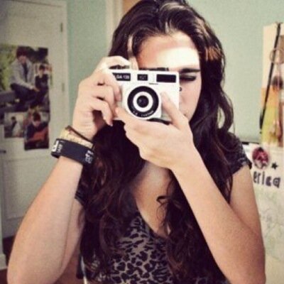 fuckmelaurenza's profile picture. 