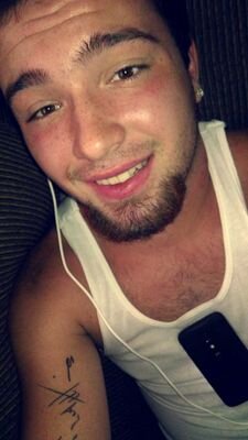 lil_justin420's profile picture. just chillen bout all u can do in this town but live life to the fullest that's bout all u can do