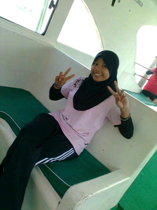 aisyahumaira55's profile picture. aku ADNL 19