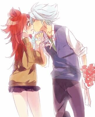 Joven d 15 años excapitana del Prominence y Caos y delantera de los Dragones de fuego. Yandere a lo Yuno Gasai pero muy simpatica. Amo el rol y el Yaoi