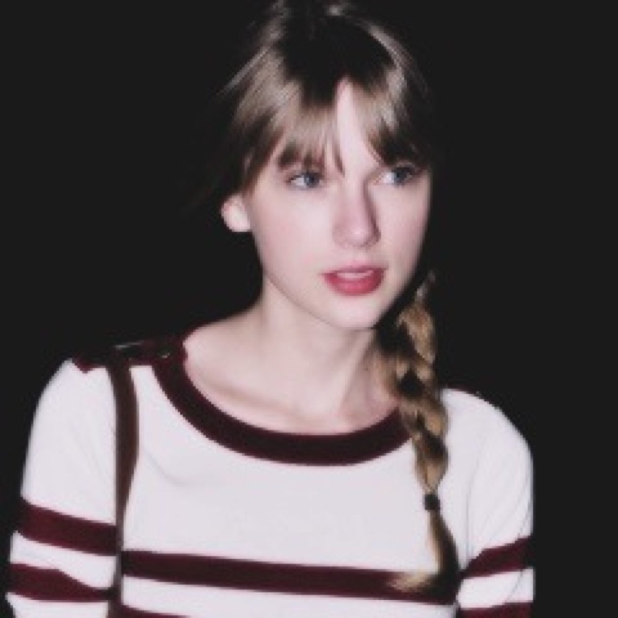 Follow @tays_adorable and i'll follow you here ;)