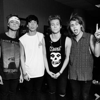 4 girls updating you on 4 dorky boys in a band | turn on our notifications to be told when 5sos are following | lrh + band / 4