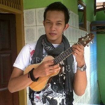 Keyboardist, music maker, music arranger, song maker