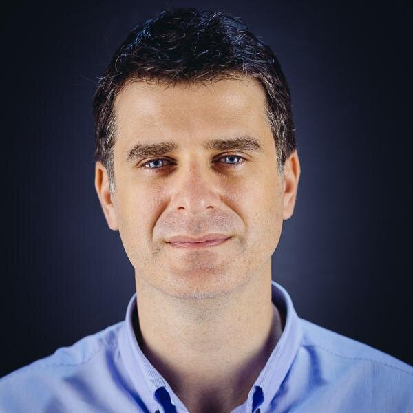 Digital enthusiast, entrepreneur and educator with over 20 years of experience. Ex-Deloitte Partner. Founder of Filmteractive Festival (https://t.co/j3x07M4AOE)