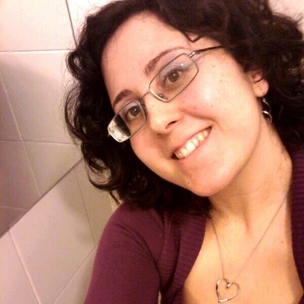 Le mie due passioni: la comunicazione e la cucina! Cosi mi divido tra http://t.co/Cax4CndRXe e http://t.co/4IHxBWB6CK!