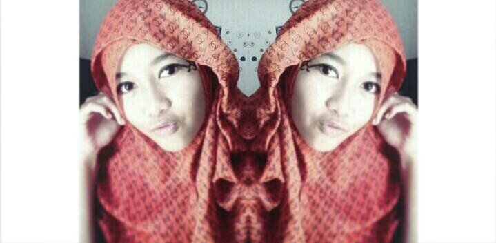 Fira_Kurniia's profile picture. Ig: zhafirahkurnia