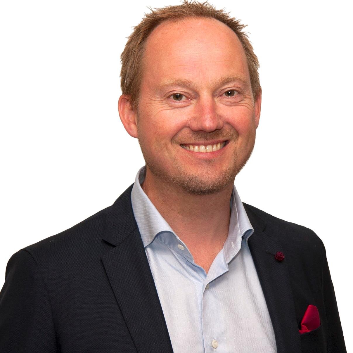 ArneMarkussen1's profile picture. Aktiv type som liker å være høyt og lavt. Jakt fiske og trening er veldig meg. Er salgssjef for Bygg Reis Deg As. Byggenæringens viktigste møteplass.