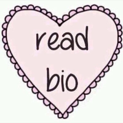 hi,your sunshine loves you bc omg youre the queen & i cant talk about ur acc ily,if i made u smile can you follow @zaynvbae and rt the link in bio,stay fab