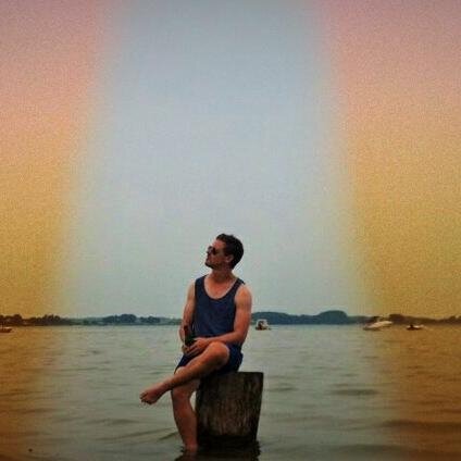 SimonCarlson's profile picture. Journalist, eskapist, football lover, frihedssøger