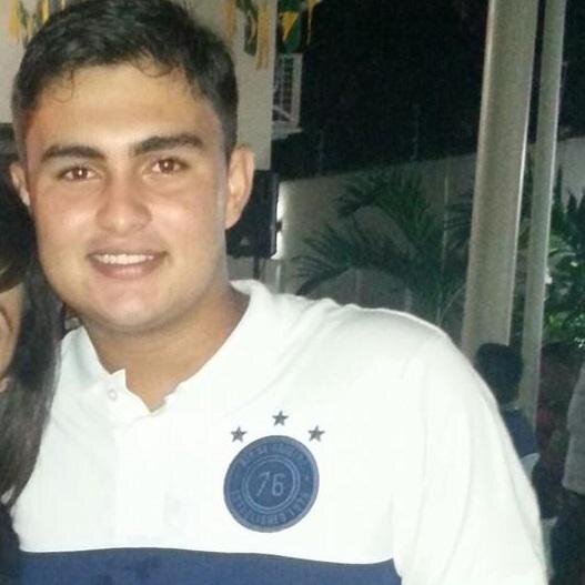 @JeeuSantanna aqui, gato, fofo e gnt fina dems quer saber mais do thiago da um follow, super indico ;]