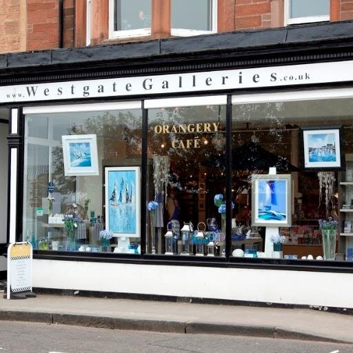 Lovely gallery, gift shop and licensed cafe in the beautiful seaside resort of North Berwick, just a minute from the beach.