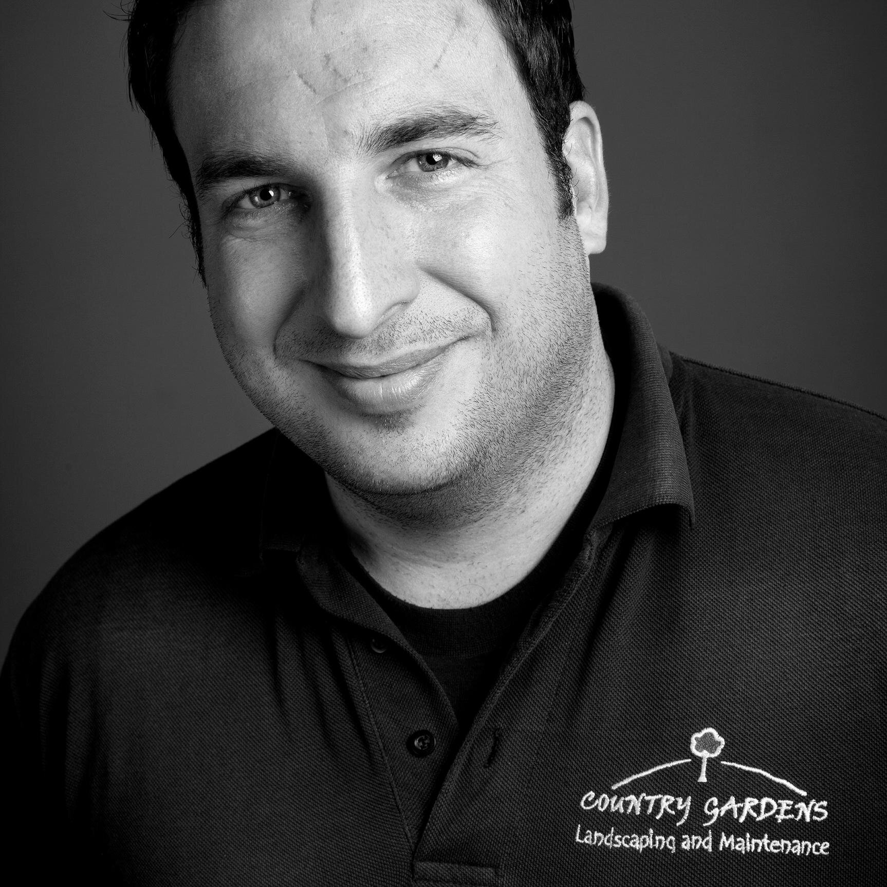 Director of Country Gardens, based out of York. We offer high quality landscape design build and maintenance for private customers