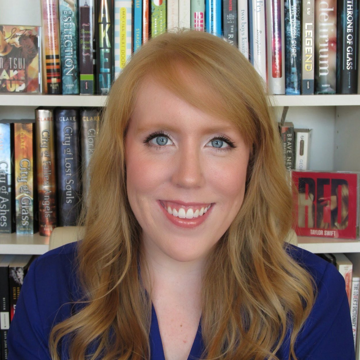 YA Contemp Author rep'd by @StiSal of @CurtisBrownLtd, Booktuber, 2016 #PitchWars Mentee