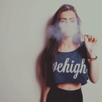 Mieliśmy błękitne oczy i nikt nas nie kochał.../ ZAWSZE FOLLOW BACK./http://t.co/y3SZSZxIgH