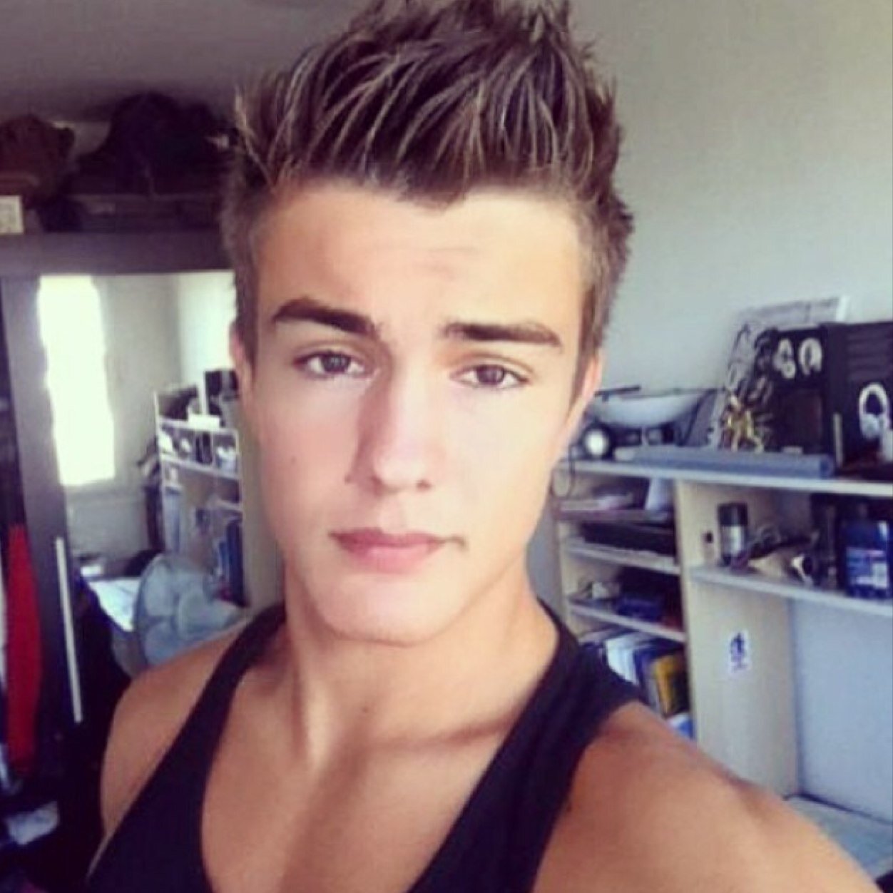 LoyerMaxime's profile picture. Longue vie a mes ennemis , ils verront mes exploits.