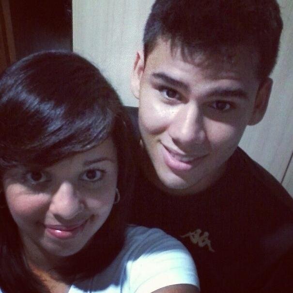 Em poucas palavras a resumir sobre mim, sou feliz!!!