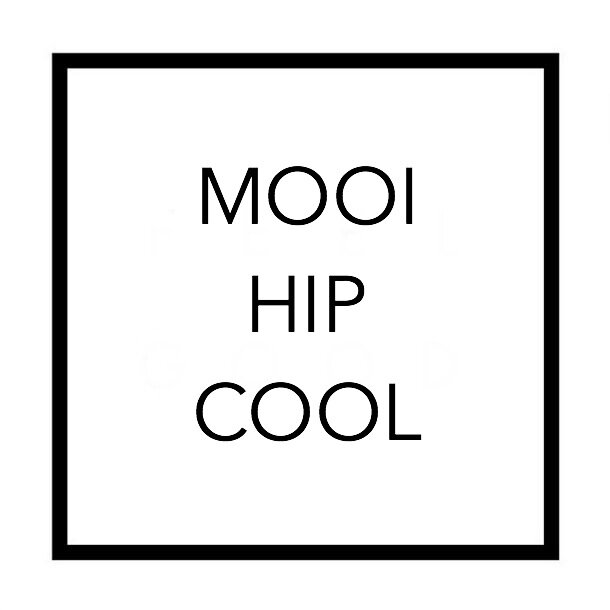 Lifestyle and fashion blogger.