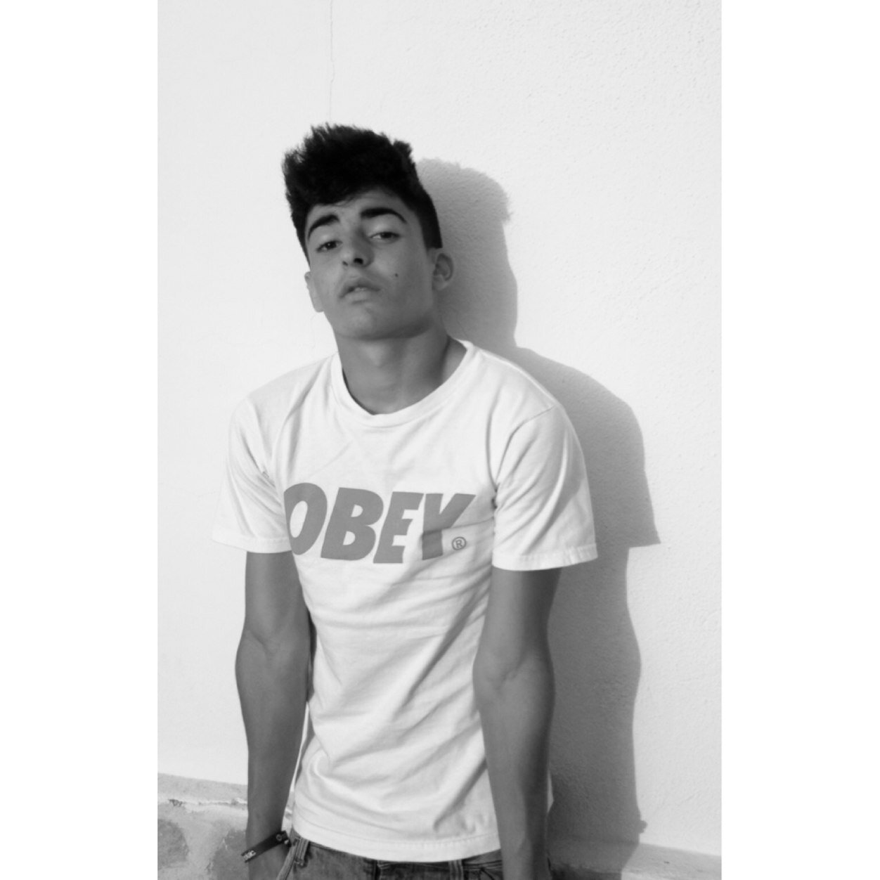 Demasiado joven como para tener biografía. También : @CarlosLopez13