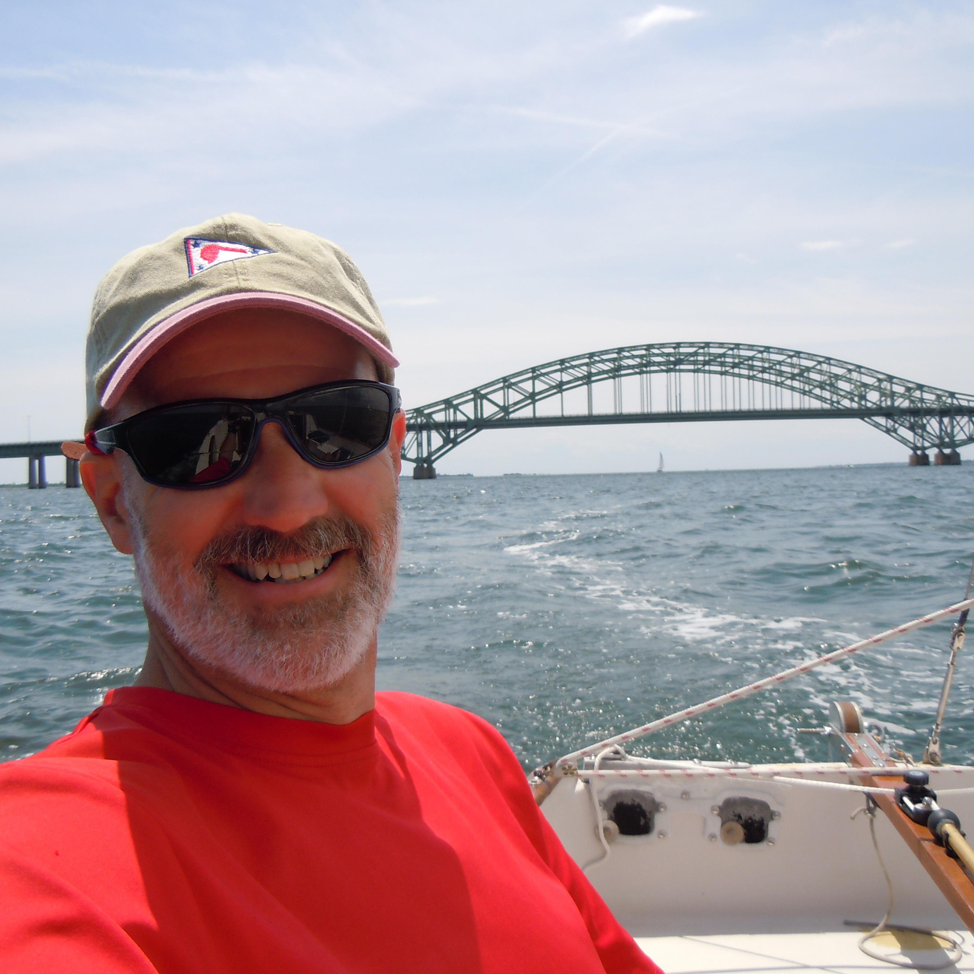 Airshow and Sailing Photographer. Sailor of an O'Day Mariner.