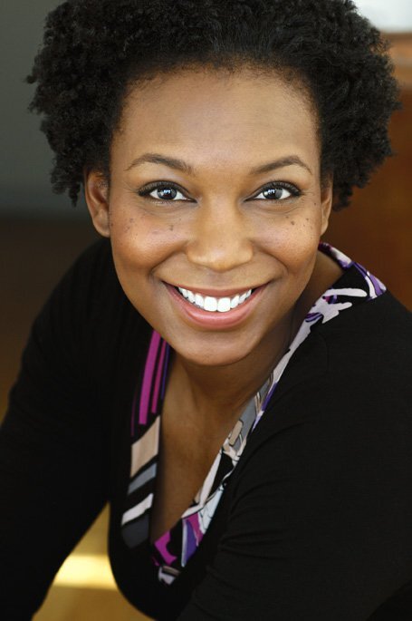 Musical theatre chanteuse, Flywheel instructor, lover of travel, languages and anything related to chocolate and wine