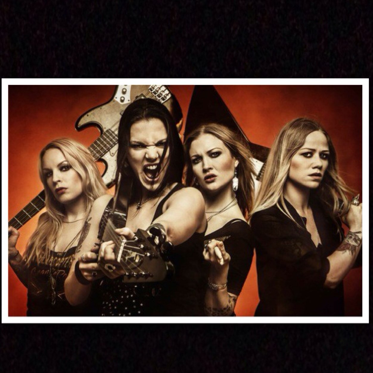 Rock/Metal (SWE) 
Follow us on Spotify! http://t.co/XCexSdU8hK