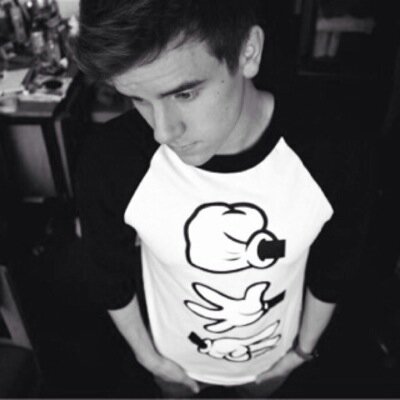 youarereealllyy's profile picture. 6/6 love you okay? I hope this made you smile :-) ~@O2LHouseGhost